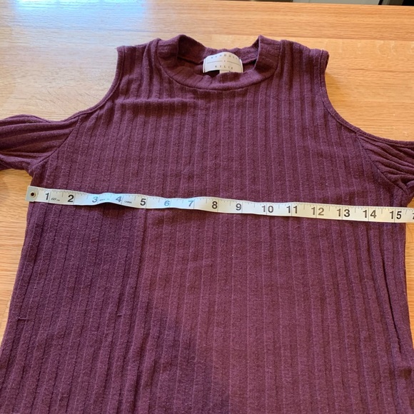 Kendall & Kylie Fitted Sweater - Picture 5 of 6